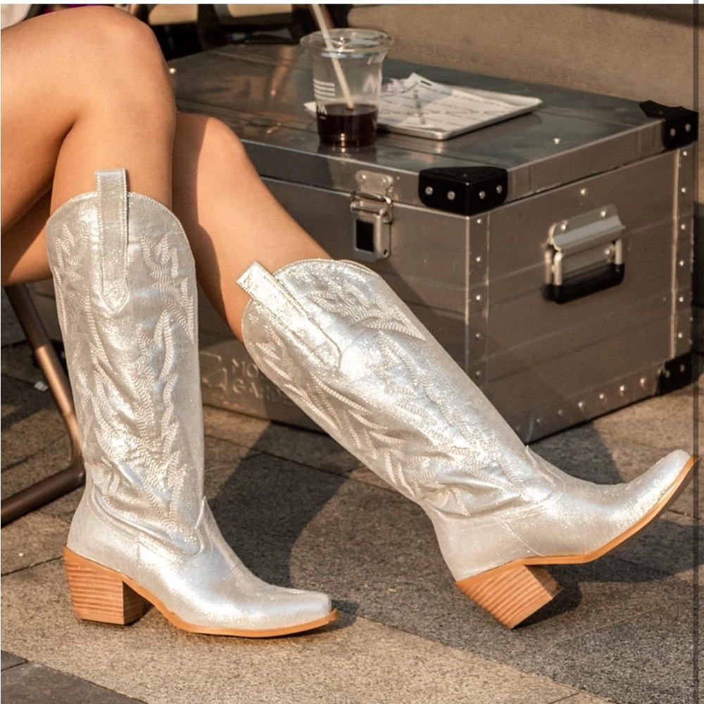 silver metallic cowgirl boots
